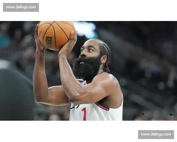 哈登续约快船锁定双核 兰德尔留守森林狼夯实内线